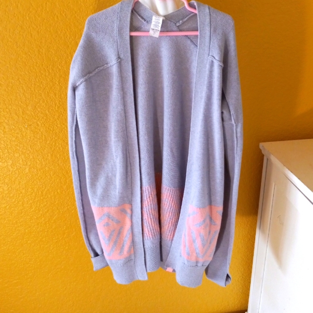 Girls sz 10 Iviva Sweater
